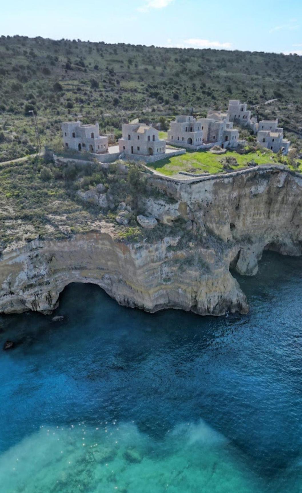 Athevillas Antonis Mína Kültér fotó