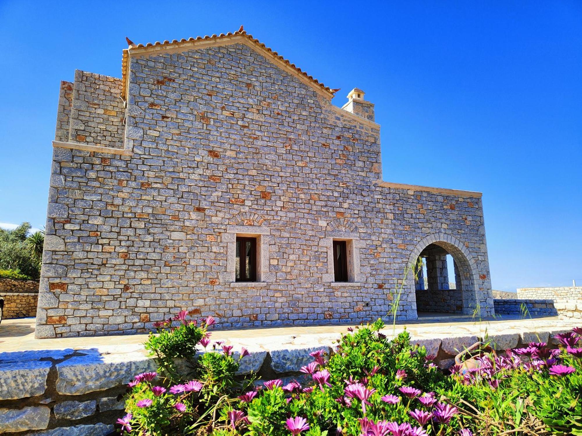 Athevillas Antonis Mína Kültér fotó