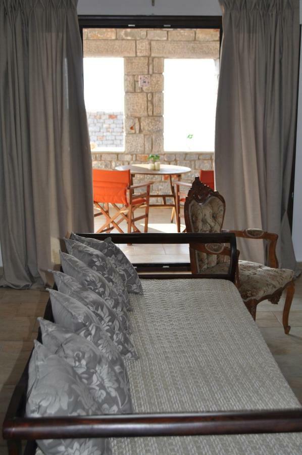 Athevillas Antonis Mína Kültér fotó